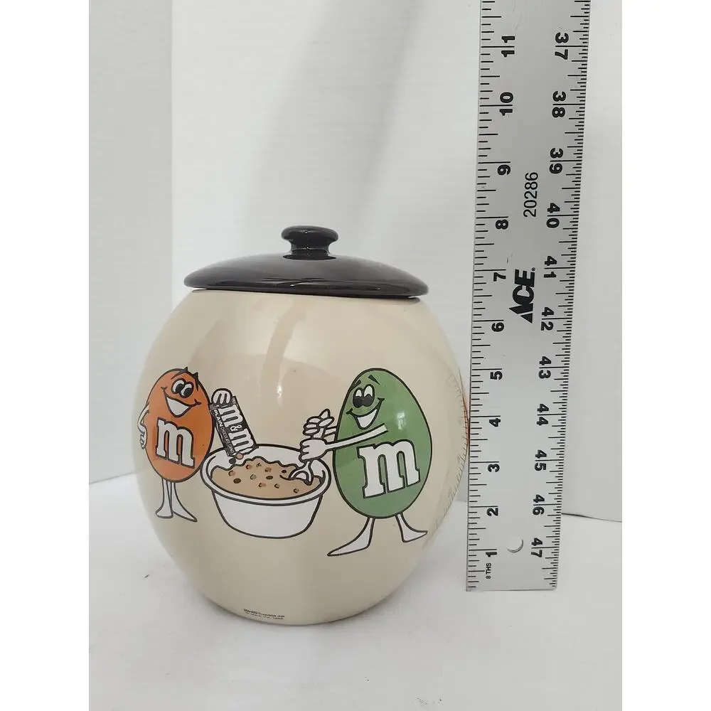 Vintage 1982 M&M Ceramic Cookie Jar Mars Inc Baking Graphics